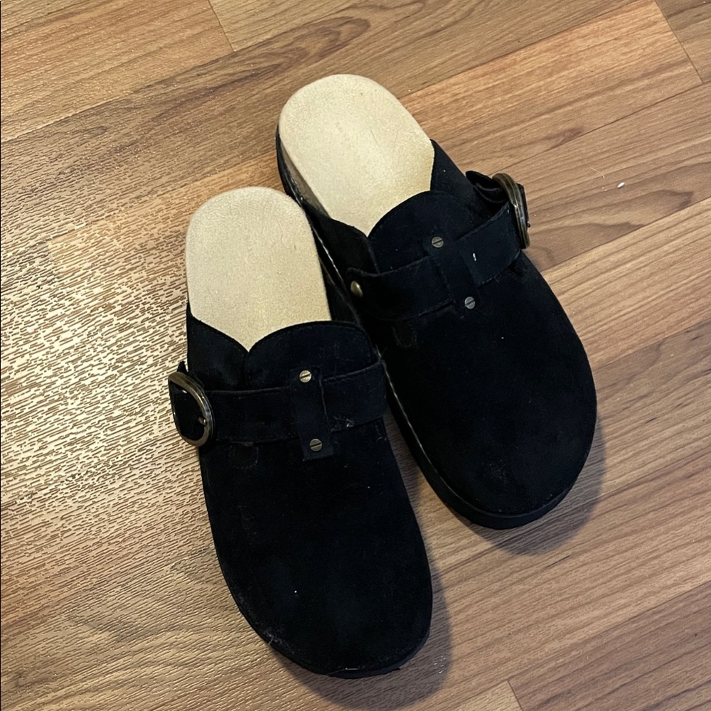 American Eagle Outfitters Black Suede Loafers